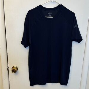 Fabletics Men's Navy Short Sleeve Tee Large